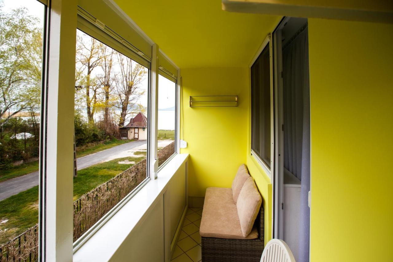 Suello Utcai Apartman Fonyod Vizparti Es Panoramas! On The Waterfront And With Balaton Panorama! Exterior foto