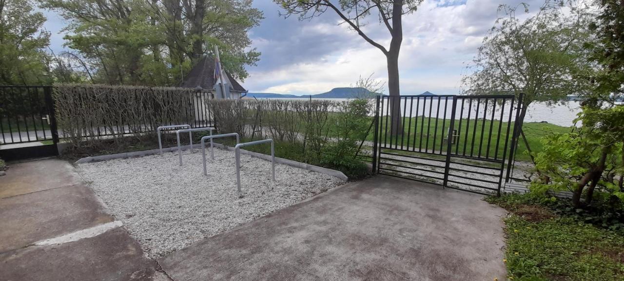 Suello Utcai Apartman Fonyod Vizparti Es Panoramas! On The Waterfront And With Balaton Panorama! Exterior foto